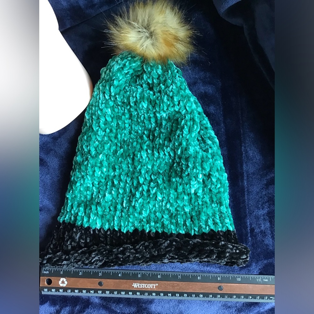 Stylish Pagoda Green w Black Knit Chenille Beanie w Natural Colored Pom Pom